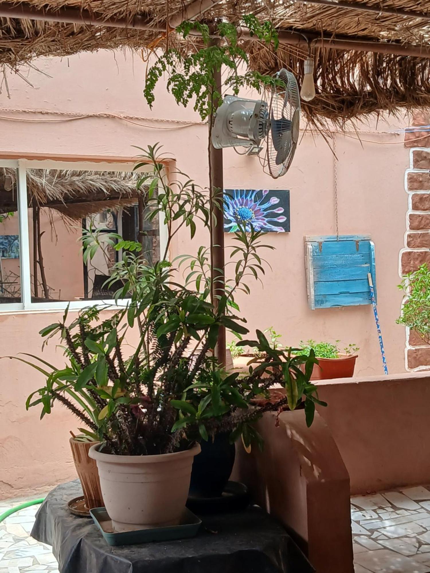 "Par 4 Chemins" - Atypical Stopover Nouakchott Luaran gambar