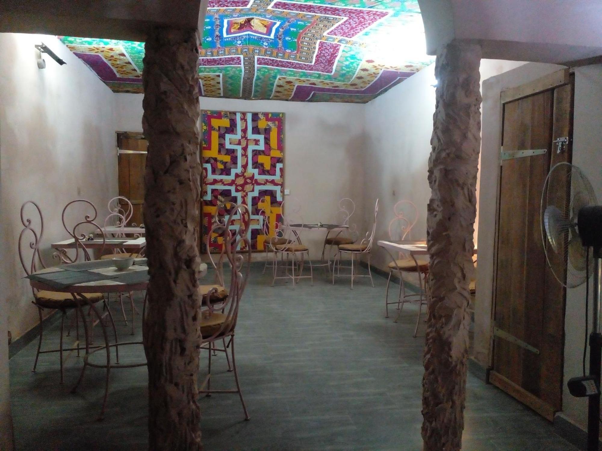 "Par 4 Chemins" - Atypical Stopover Nouakchott Luaran gambar
